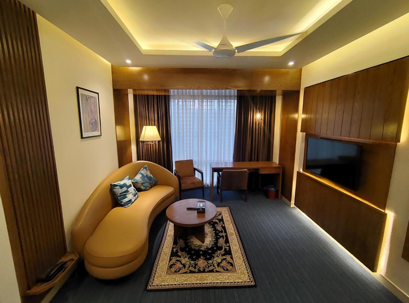 Hotel Royal Cox'S Bazar Exteriér fotografie